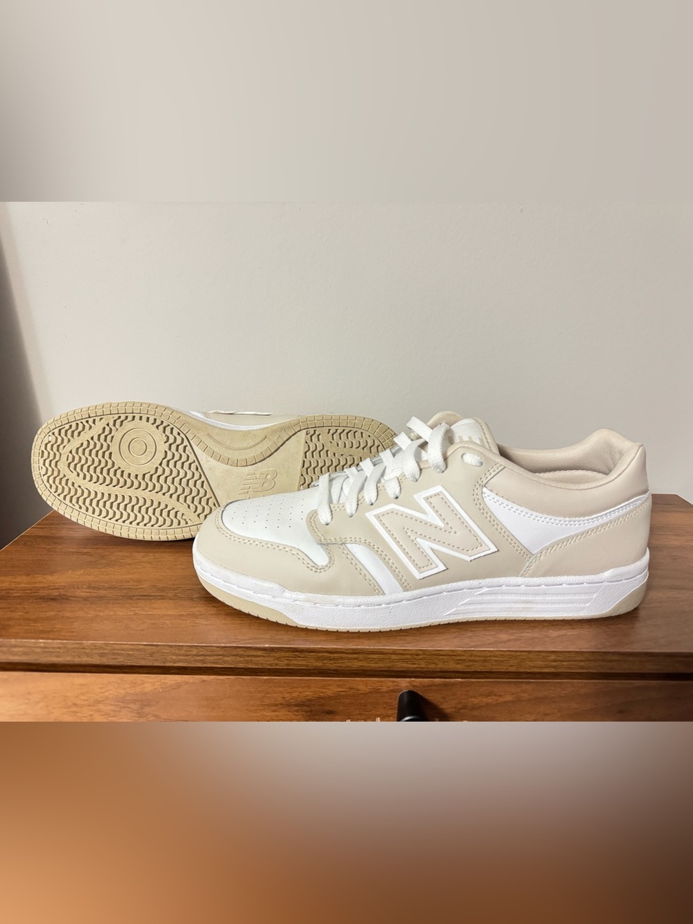 Men’s New Balance 480 Cream and White Low-Top Sneakers
